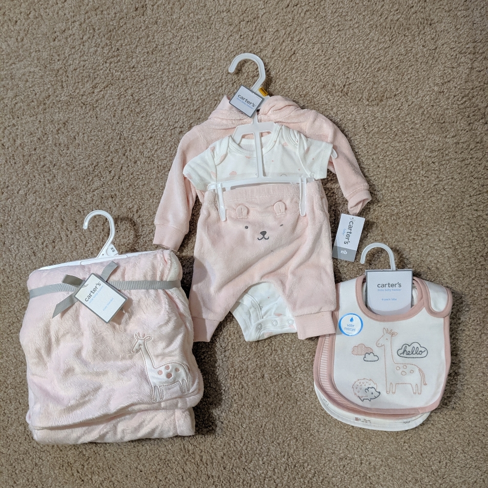 NWT 8 Piece Newborn Girl Bundle